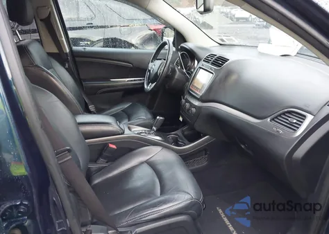 2015 Dodge Journey Crossroad z USA, uszkodzony, nr VIN 3C4PDDGG4FT554859